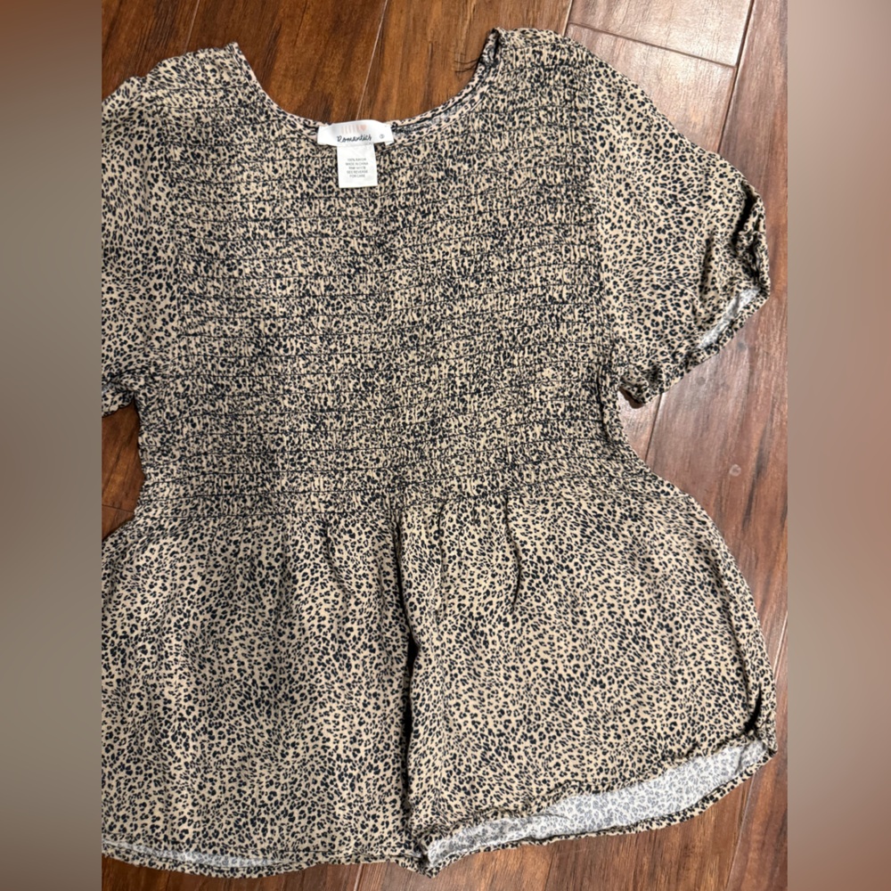 URBAN Romantics Black and Cream Patterned Blouse
